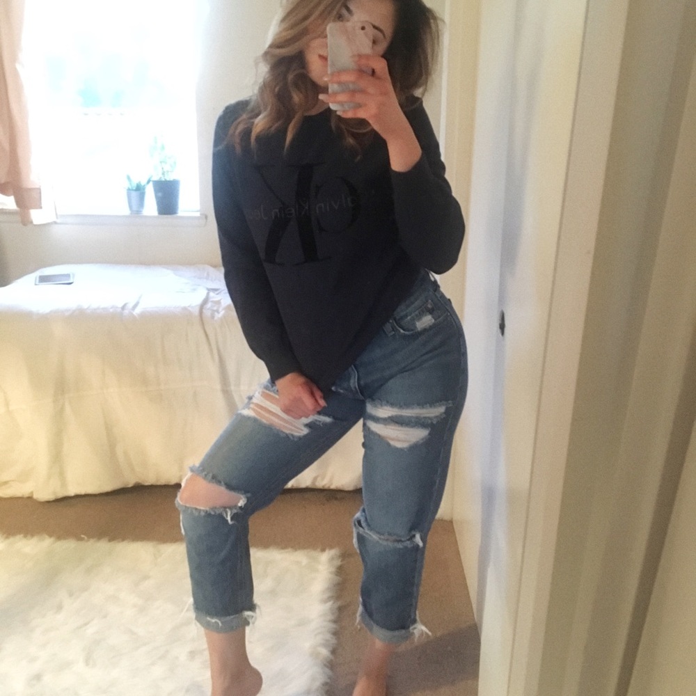 Calvin Klein Sweater